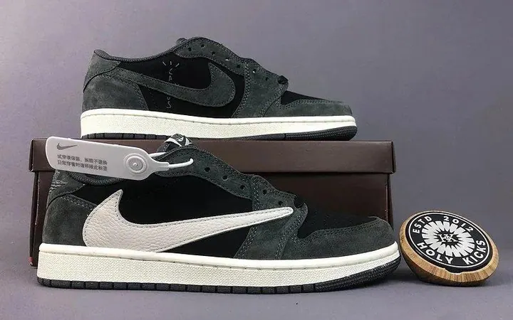Nike Air Jordan 1 Low Sneakers product preview