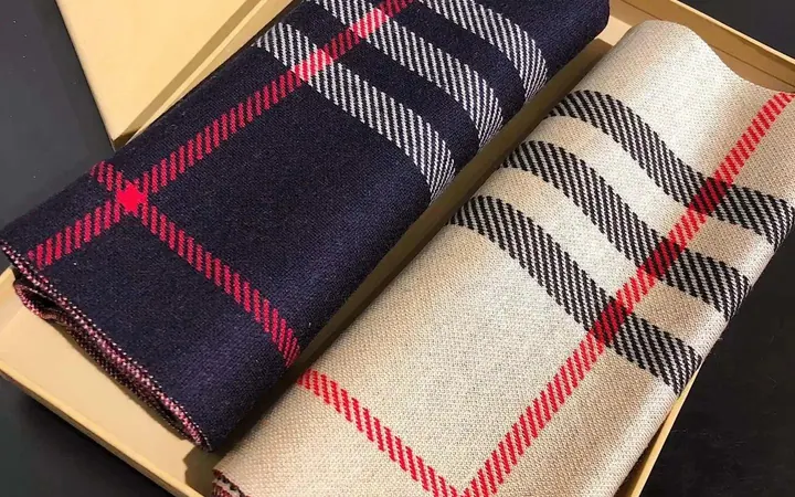Burberry Scarves Set product preview