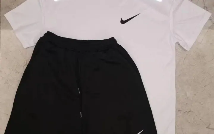 Nike T-Shirt and Shorts Set product preview